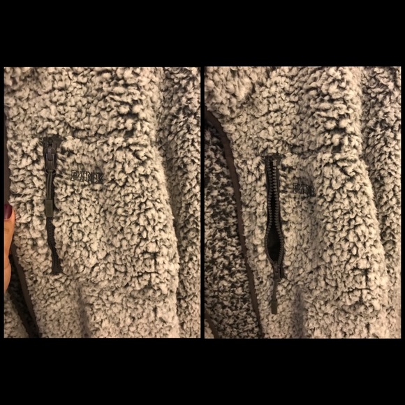 Victoria’s Secret PINK Sherpa - Picture 5 of 7